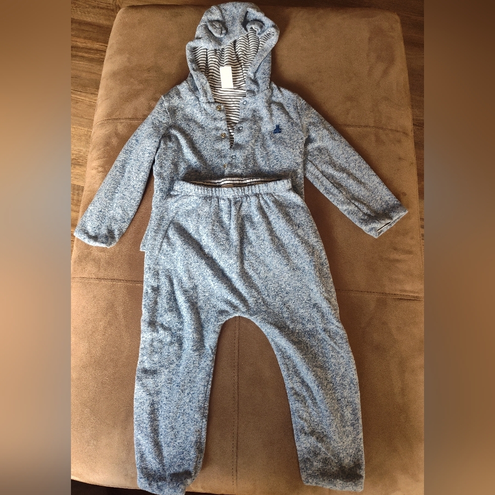 GAP Blue and White Baby Outfit